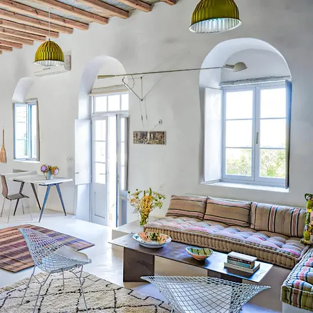 Xinara House Old Blacksmiths *