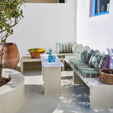 Xinara House Old Blacksmiths Xinara Tinos Island * Tripótamos